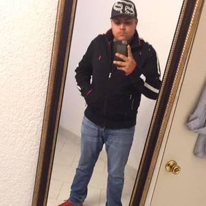 Meet your Posher, Daniel